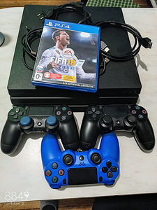 Sony PS4 Pro (2 foto / 2)