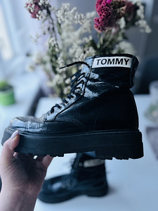 Tommy Hilfiger lakknahast saapad, 38 (4 foto / 8)