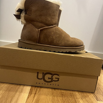 Ugg, suurus 37