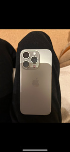 iPhone 15 pro (1 фото из 3)