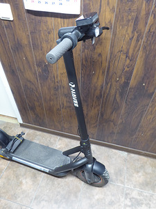 Электросамокат Ecoscooter N65 Navee + зарядка (3 фото из 5)