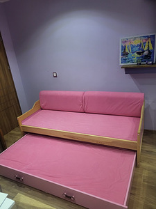 Детская кровать (2 фото из 2)