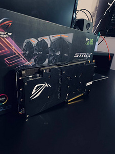 Asus Rog Strix GTX 1080 (3 фото из 3)
