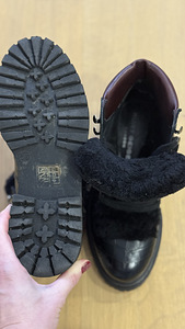 Зимние ботинки для женщин «Kurt Geiger London» (3 фото из 3)