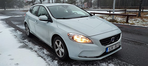 VOLVO V40 (1 фото из 15)