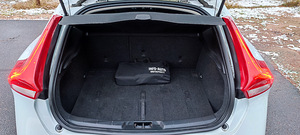 VOLVO V40 (11 фото из 15)