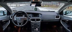 VOLVO V40 (6 фото из 15)
