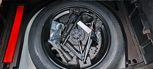 VOLVO V40 (13 фото из 15)