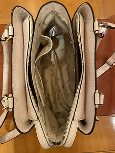 Сумочка Guess (5 фото из 6)