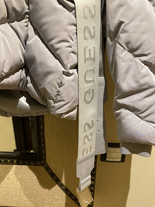 Зимнее пальто Guess (5 фото из 7)