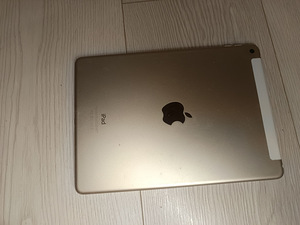 iPad air 2 (1 foto / 3)