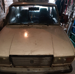 Lada 2107 (3 foto / 3)
