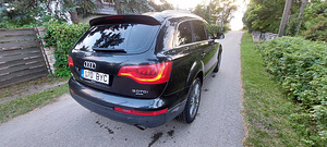 Audi Q7 3.0TDI (3 фото из 12)
