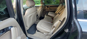 Audi Q7 3.0TDI (8 фото из 12)