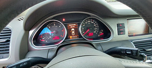 Audi Q7 3.0TDI (12 фото из 12)