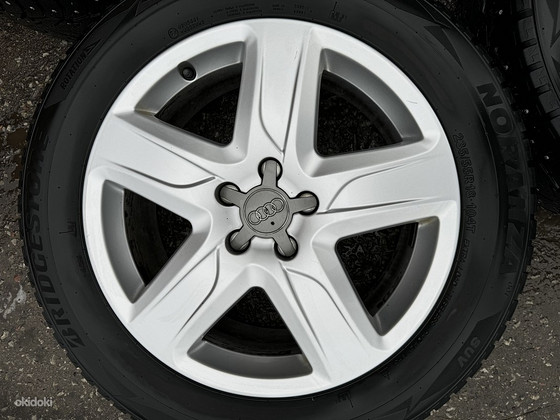 18" Audi originaalveljed 5x112 + naastrehvid 235/55/18