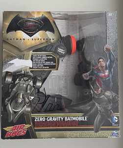 Air Hogs Zero Gravity Laser Batmobile (1 фото из 5)