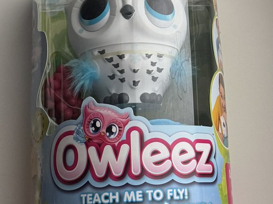 Owleez Flying Spin White