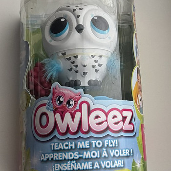Owleez Flying Spin White