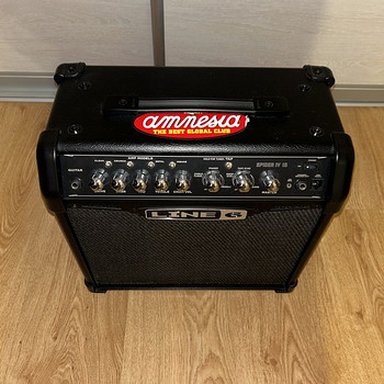 Гитарный комбоусилитель Line 6 Spider IV 15