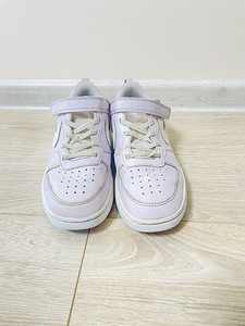 Кроссовки Nike размер 35 (1 фото из 2)