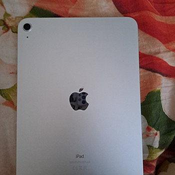 iPad 10,9 2022 класс A активирован
