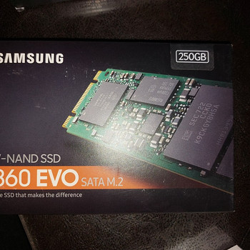 SAMSUNG V-NAND SSD 860EVO SATA M.2 250GB