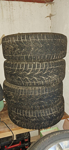 Продаются шипованные шины для внедорожника 265/65R17 (1 фото из 4)