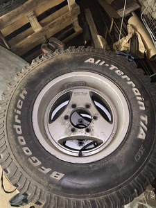 BCW 139,7x6 R15x 8'' et -30 dia110-114 (4 foto / 4)