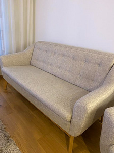 Диван и кресло (2 фото из 3)