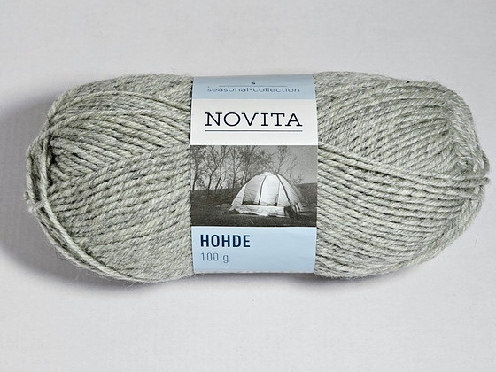 Серая пряжа с отражающей нитью Novita Hohde