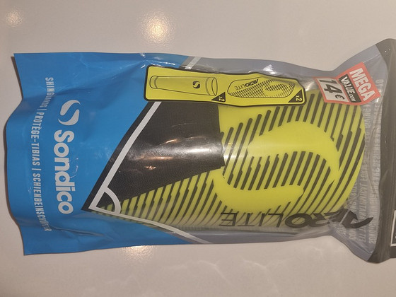 Jalgpalli säärekaitsmed