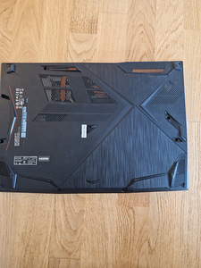 MSI laptop intel core i7 (2 foto / 7)