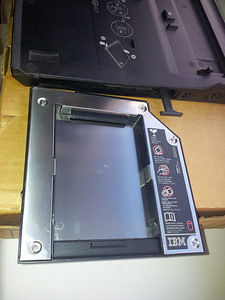 Thinkpad X6 Ultrabase - 42W3014 42W3015 (5 foto / 8)