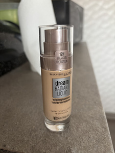 Maybelline dream radiant liquid (1 foto / 1)