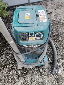 Makita vc 3210 (1 фото из 3)