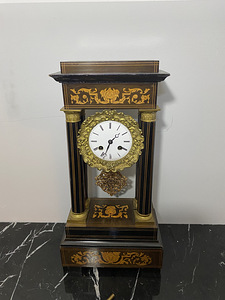 Каминные часы (2 фото из 8)