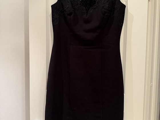Karen Millen kleit
