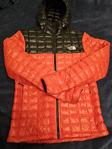 The north face thermoball S (1 фото из 3)