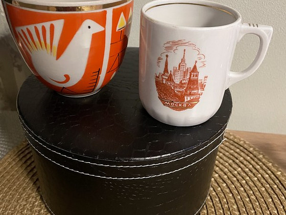 2 tassi sümboolikaga ,,Вербилки»
