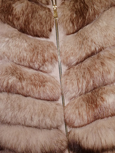 Naturaalsest rebasenahast vest (5 foto / 7)