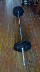 Kang 180 cm + 2 ketast 15 kg. V3Tec (1 foto / 2)