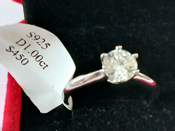 Серебряное кольцо 925 с муассанитом 1 карат (минеральный бри
