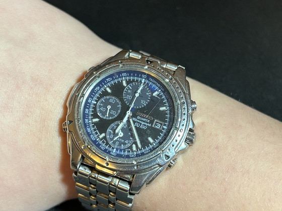 Seiko кварцевый хронограф sq100