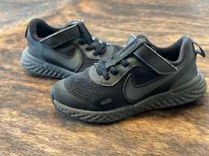 Tossud 29,5 cm nike (1 foto / 1)