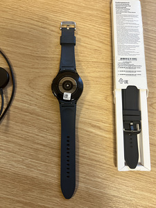 Samsung galaxy watch4 classic 46mm (3 foto / 6)