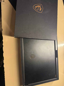 MSI GS75 Stealth 8SF. (7 фото из 7)