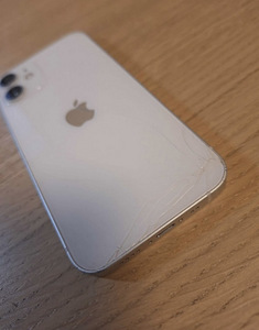 iPhone 12 mini (3 foto / 3)