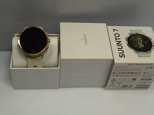 Смарт-часы Suunto 7, Зарядка, коробка (2 фото из 5)