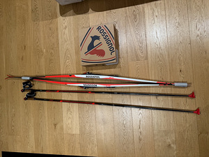 Комплект беговых лыж Rossignol (2 фото из 10)